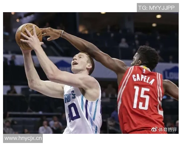 足球白毛的传奇之路：从草根到顶级球星的奋斗故事